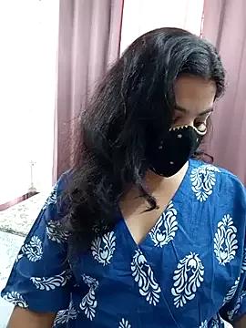 Half_girlfrnd_530 from StripChat is Freechat