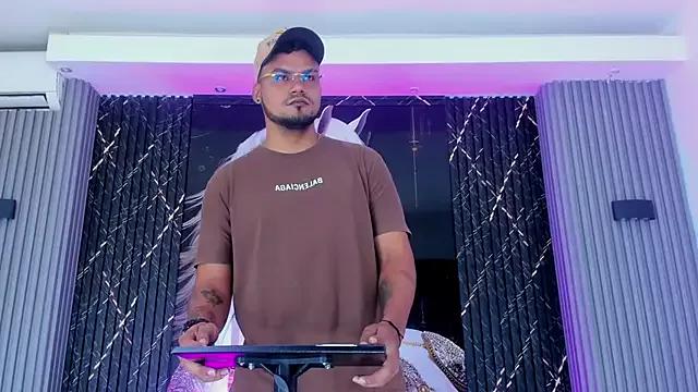 Girls and cam to cam: Watch as these sophisticated entertainers uncover their stunning costumes and curvaceous curves online!