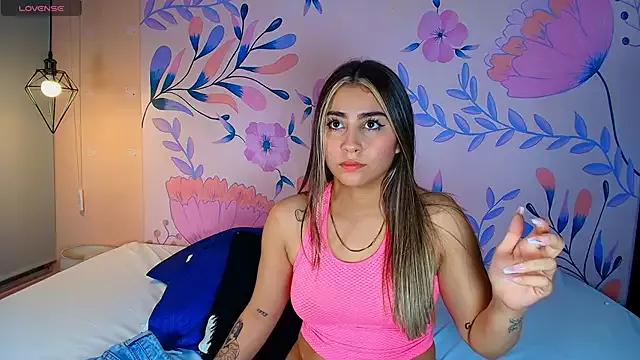 Girls and cam to cam: Watch as these sophisticated entertainers uncover their stunning costumes and curvaceous curves online!