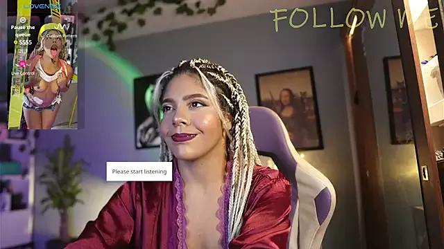 Girls and cam to cam: Watch as these sophisticated entertainers uncover their stunning costumes and curvaceous curves online!