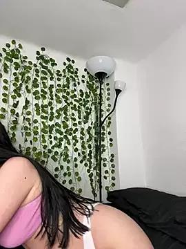 HannaDrips from StripChat is Freechat