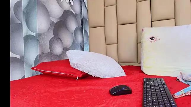 hannah_teehn from StripChat is Freechat