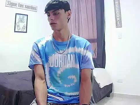 harrytomson_1 from StripChat is Freechat