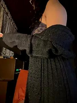Girls and cam to cam: Watch as these sophisticated entertainers uncover their stunning costumes and curvaceous curves online!