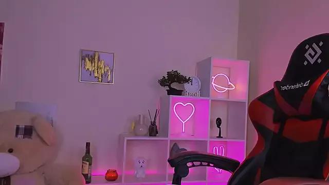 Girls and cam to cam: Watch as these sophisticated entertainers uncover their stunning costumes and curvaceous curves online!