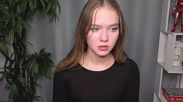 HazelMorris from StripChat is Freechat