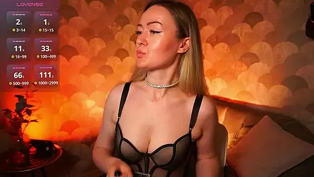 heart_therapy from StripChat is Freechat