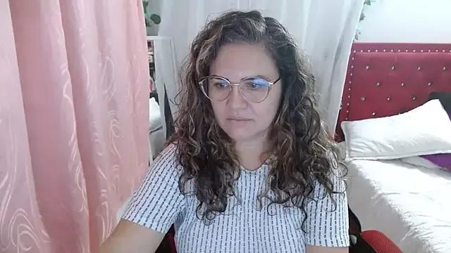 Girls and cam to cam: Watch as these sophisticated entertainers uncover their stunning costumes and curvaceous curves online!