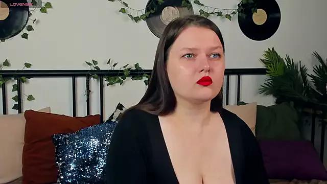 Girls and cam to cam: Watch as these sophisticated entertainers uncover their stunning costumes and curvaceous curves online!