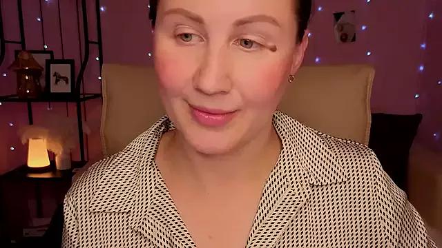 Girls and cam to cam: Watch as these sophisticated entertainers uncover their stunning costumes and curvaceous curves online!