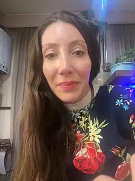 HellaryTourent from StripChat is Freechat