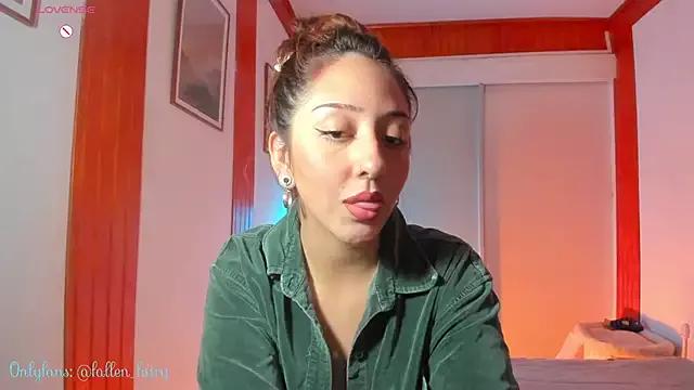 HeyTati from StripChat is Freechat