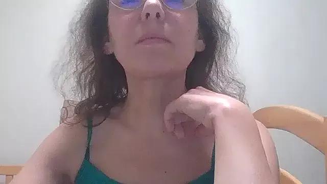 HollyJewel from StripChat is Freechat