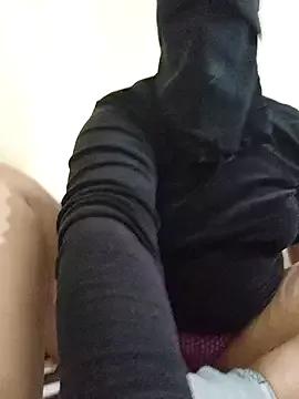 Hoot_kati_love from StripChat is Freechat