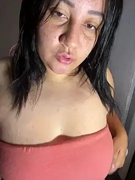 hornyalexxa from StripChat is Freechat