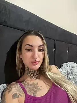 Girls and cam to cam: Watch as these sophisticated entertainers uncover their stunning costumes and curvaceous curves online!
