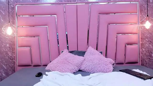 Girls and cam to cam: Watch as these sophisticated entertainers uncover their stunning costumes and curvaceous curves online!