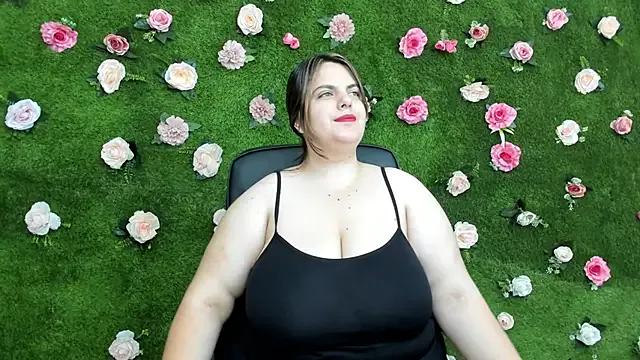 Huge_Titties_ from StripChat is Freechat