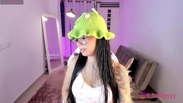 Girls and cam to cam: Watch as these sophisticated entertainers uncover their stunning costumes and curvaceous curves online!