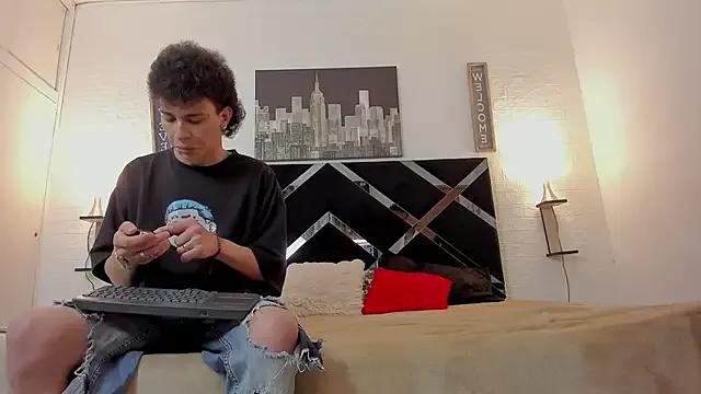 iammariano from StripChat is Freechat