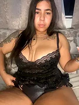 Girls and cam to cam: Watch as these sophisticated entertainers uncover their stunning costumes and curvaceous curves online!