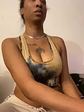 Iceblanca from StripChat is Freechat