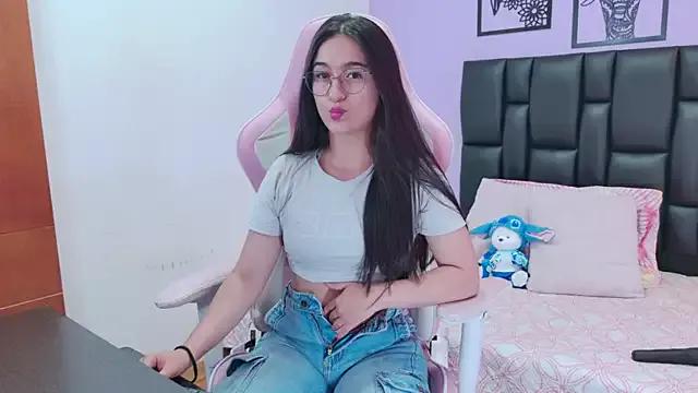 im-eliza from StripChat is Freechat
