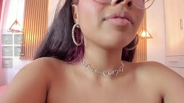 Girls and cam to cam: Watch as these sophisticated entertainers uncover their stunning costumes and curvaceous curves online!