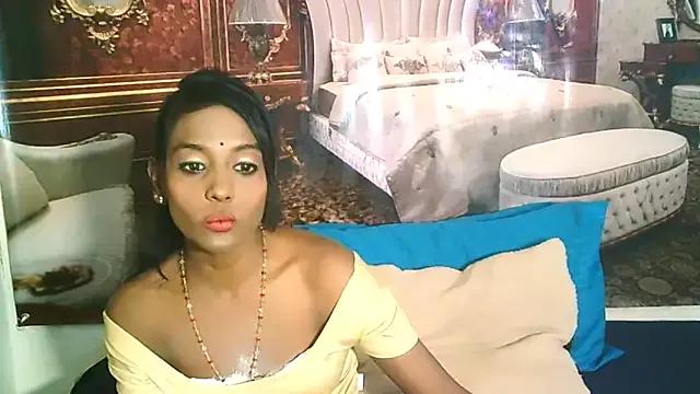 IndianLoveBug from StripChat is Freechat