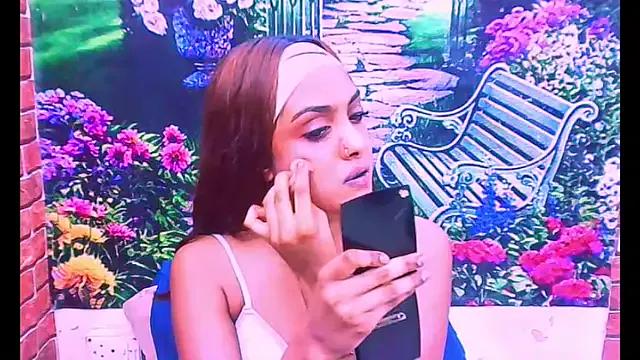 Girls and cam to cam: Watch as these sophisticated entertainers uncover their stunning costumes and curvaceous curves online!