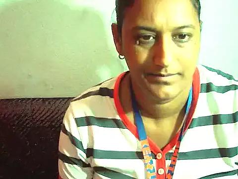 Indiansexyboobs18 from StripChat is Freechat