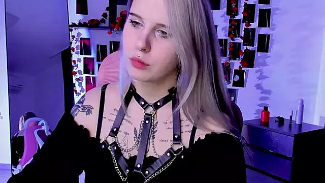 IngannaMorte from StripChat is Freechat