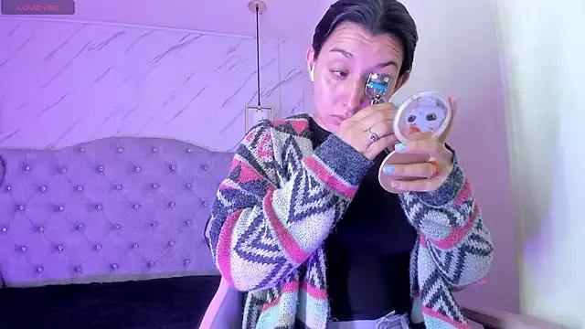 Girls and cam to cam: Watch as these sophisticated entertainers uncover their stunning costumes and curvaceous curves online!