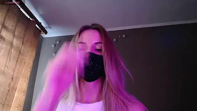 Iris_lave from StripChat is Freechat