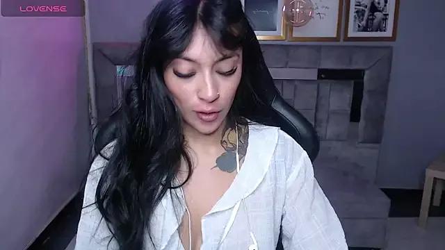 Girls and cam to cam: Watch as these sophisticated entertainers uncover their stunning costumes and curvaceous curves online!