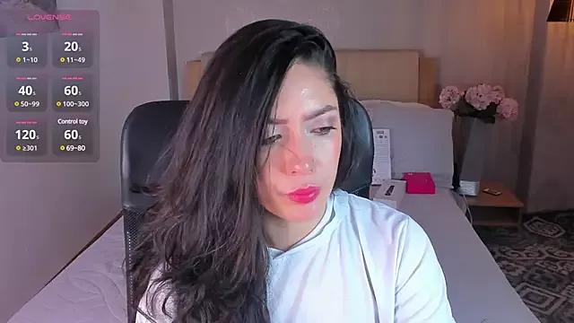 isabella_winkler from StripChat is Freechat