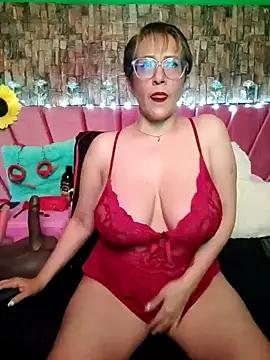 Girls and cam to cam: Watch as these sophisticated entertainers uncover their stunning costumes and curvaceous curves online!