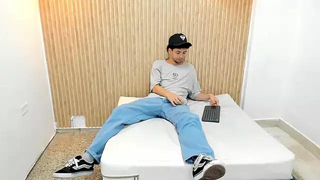 Girls and cam to cam: Watch as these sophisticated entertainers uncover their stunning costumes and curvaceous curves online!