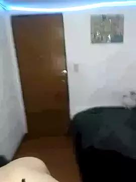 issa_bunny from StripChat is Freechat