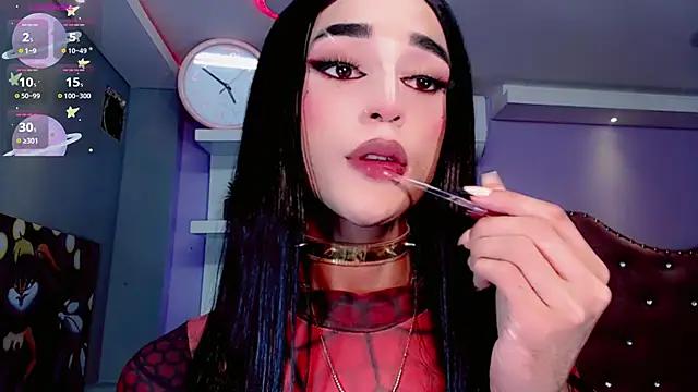 Girls and cam to cam: Watch as these sophisticated entertainers uncover their stunning costumes and curvaceous curves online!