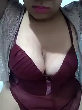 jadeamourim__ from StripChat is Freechat