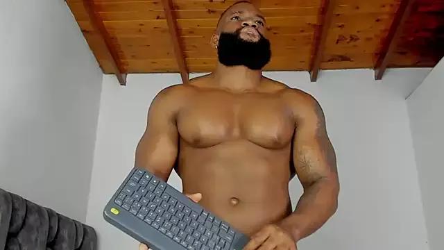 james_musclebbc from StripChat is Freechat