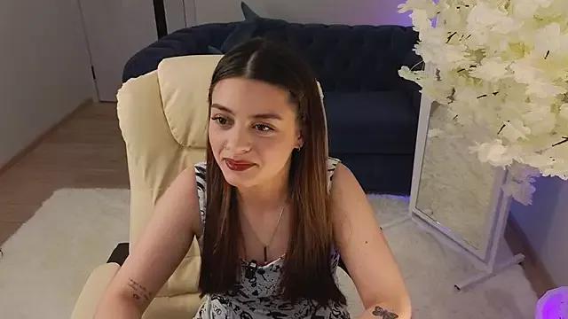 Girls and cam to cam: Watch as these sophisticated entertainers uncover their stunning costumes and curvaceous curves online!
