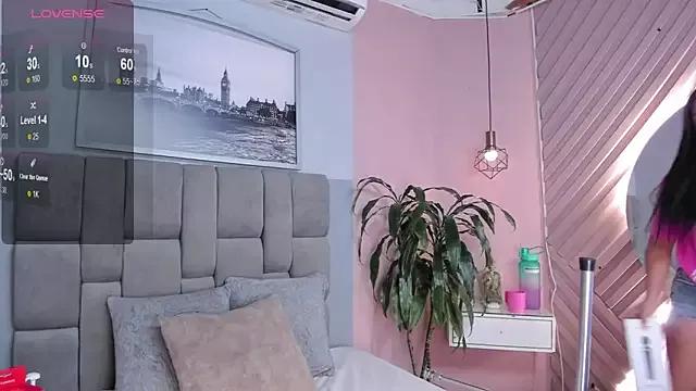 Girls and cam to cam: Watch as these sophisticated entertainers uncover their stunning costumes and curvaceous curves online!