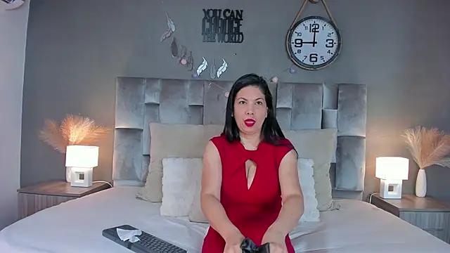 Girls and cam to cam: Watch as these sophisticated entertainers uncover their stunning costumes and curvaceous curves online!