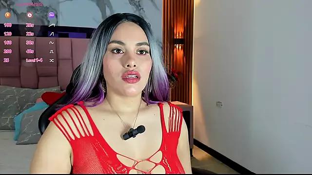 Girls and cam to cam: Watch as these sophisticated entertainers uncover their stunning costumes and curvaceous curves online!