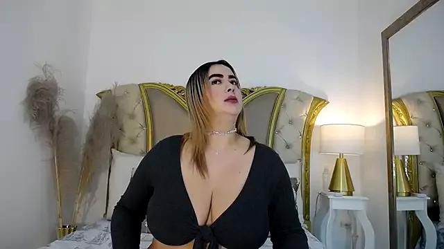JennySaval from StripChat is Freechat