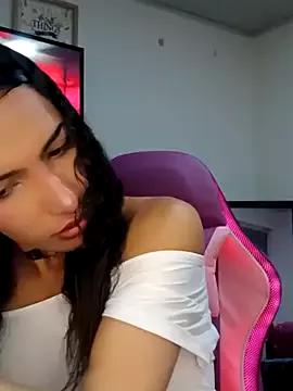 Girls and cam to cam: Watch as these sophisticated entertainers uncover their stunning costumes and curvaceous curves online!