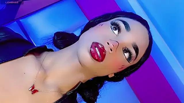 Girls and cam to cam: Watch as these sophisticated entertainers uncover their stunning costumes and curvaceous curves online!