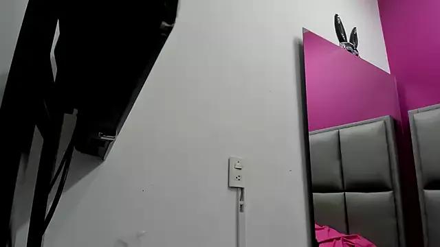 Girls and cam to cam: Watch as these sophisticated entertainers uncover their stunning costumes and curvaceous curves online!